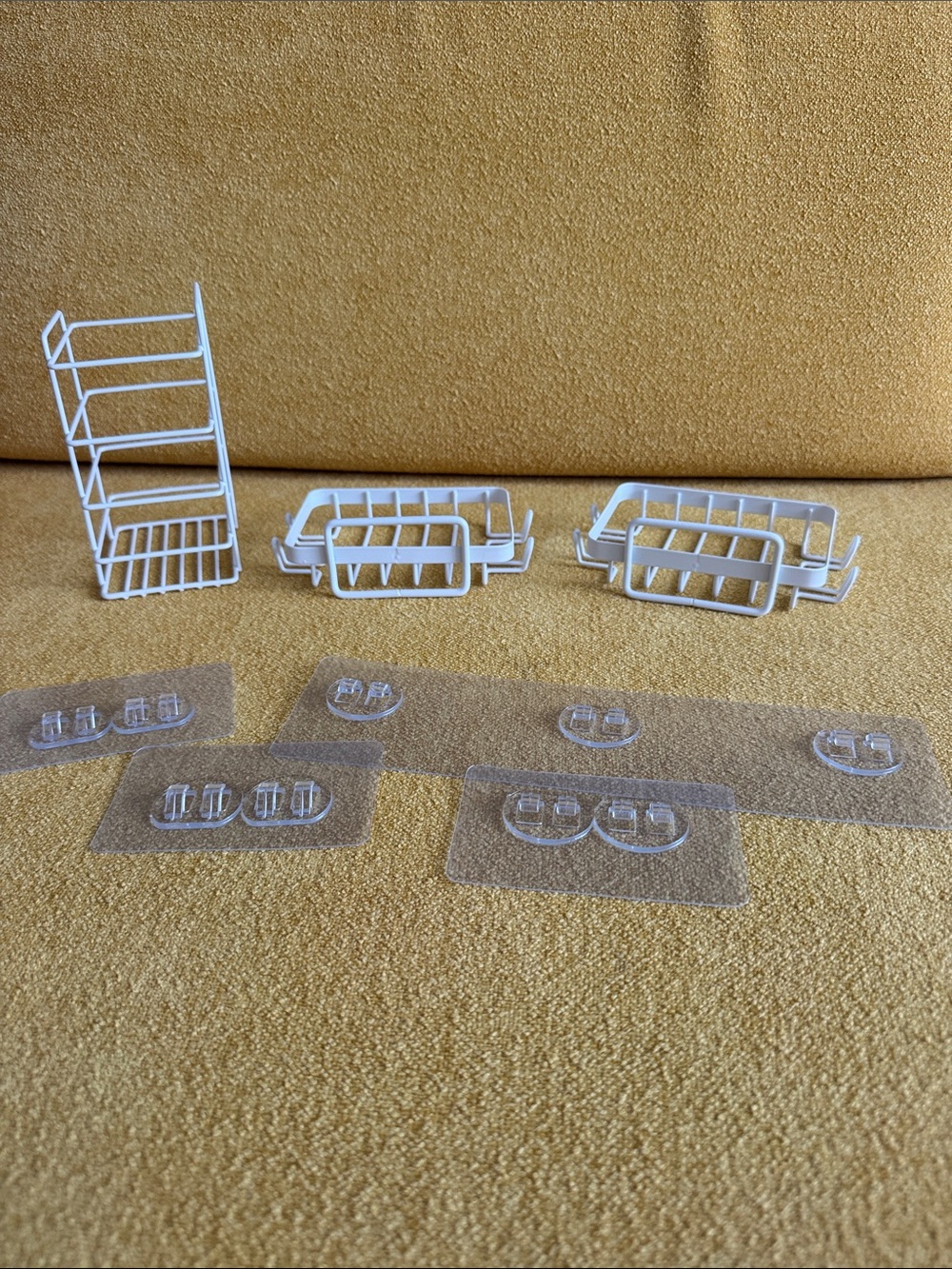 Set of 3 White Metal Shower Organizer Hooks and Caddies